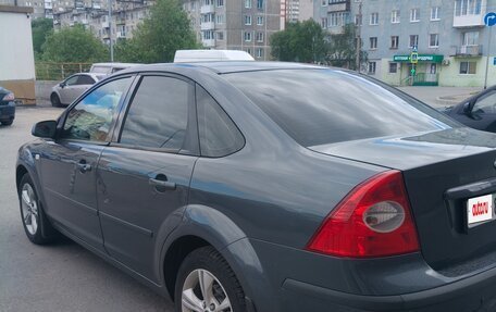 Ford Focus II рестайлинг, 2006 год, 490 000 рублей, 24 фотография