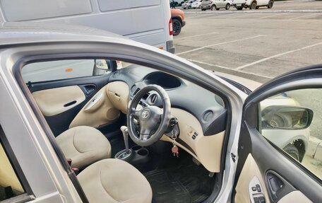 Toyota Vitz, 2004 год, 300 000 рублей, 7 фотография