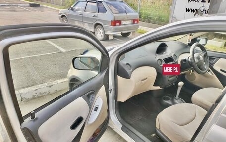 Toyota Vitz, 2004 год, 300 000 рублей, 6 фотография