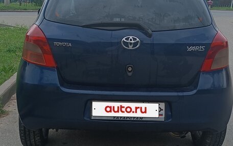 Toyota Yaris III рестайлинг, 2007 год, 400 000 рублей, 5 фотография