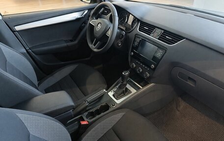 Skoda Octavia, 2017 год, 1 399 000 рублей, 8 фотография