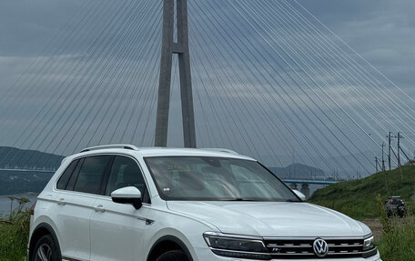 Volkswagen Tiguan II, 2018 год, 1 950 000 рублей, 1 фотография