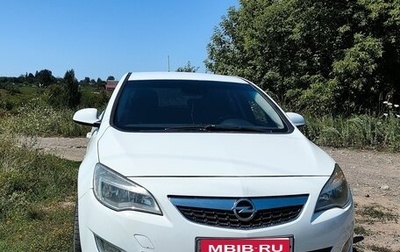 Opel Astra J, 2010 год, 650 000 рублей, 1 фотография