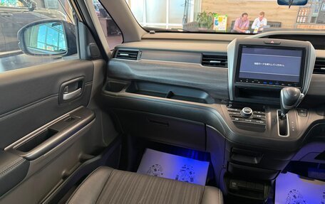 Honda Freed II, 2017 год, 1 649 000 рублей, 13 фотография