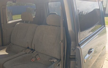 Nissan Serena II, 2002 год, 200 000 рублей, 30 фотография
