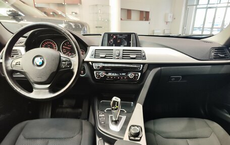 BMW 3 серия, 2017 год, 1 764 706 рублей, 13 фотография