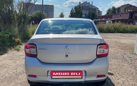 Renault Logan II, 2014 год, 650 000 рублей, 10 фотография