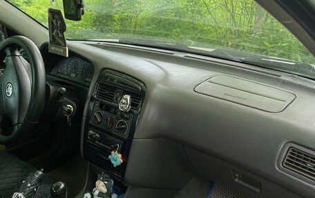 Toyota Avensis III рестайлинг, 2000 год, 320 000 рублей, 9 фотография