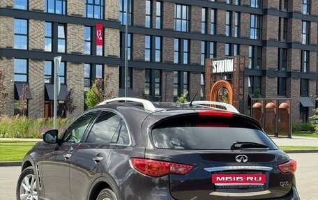Infiniti QX70, 2014 год, 2 690 000 рублей, 4 фотография