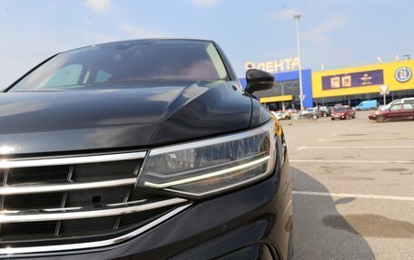Volkswagen Tiguan II, 2021 год, 2 550 000 рублей, 11 фотография