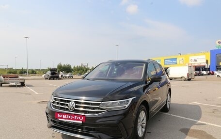 Volkswagen Tiguan II, 2021 год, 2 550 000 рублей, 10 фотография