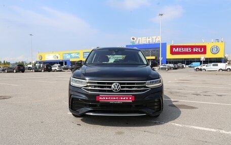 Volkswagen Tiguan II, 2021 год, 2 550 000 рублей, 4 фотография