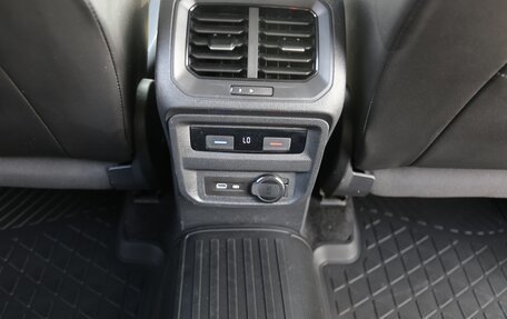 Volkswagen Tiguan II, 2021 год, 2 550 000 рублей, 33 фотография