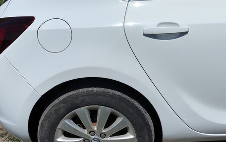 Opel Astra J, 2010 год, 650 000 рублей, 10 фотография