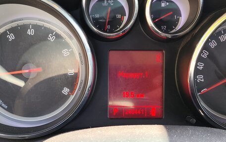 Opel Astra J, 2010 год, 650 000 рублей, 18 фотография
