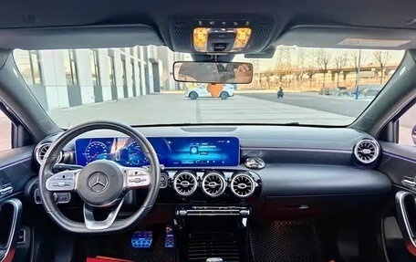 Mercedes-Benz A-Класс, 2023 год, 1 749 003 рублей, 7 фотография