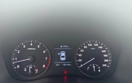 Hyundai Solaris II рестайлинг, 2017 год, 1 150 000 рублей, 13 фотография