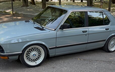 BMW 5 серия, 1982 год, 2 000 000 рублей, 4 фотография