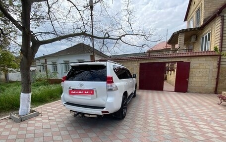 Toyota Land Cruiser Prado 150 рестайлинг 2, 2012 год, 3 000 000 рублей, 5 фотография