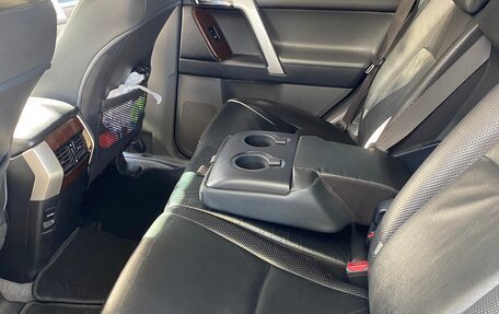 Toyota Land Cruiser Prado 150 рестайлинг 2, 2012 год, 3 000 000 рублей, 11 фотография