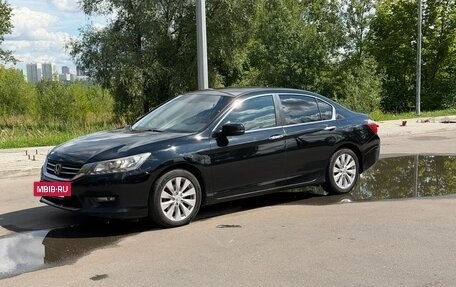 Honda Accord IX рестайлинг, 2013 год, 1 350 000 рублей, 2 фотография
