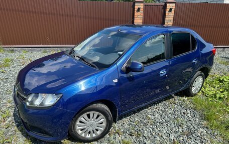 Renault Logan II, 2016 год, 820 000 рублей, 7 фотография