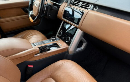 Land Rover Range Rover IV рестайлинг, 2019 год, 7 600 000 рублей, 5 фотография