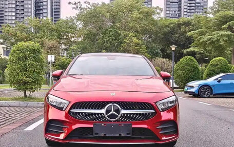 Mercedes-Benz A-Класс, 2023 год, 1 749 003 рублей, 2 фотография