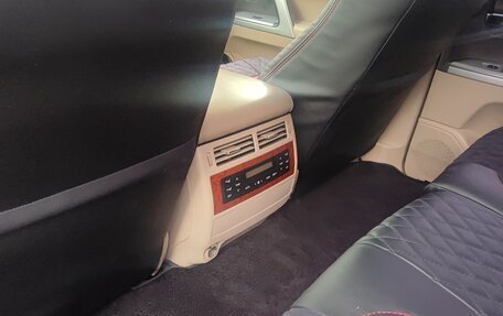 Toyota Land Cruiser 200, 2012 год, 3 600 000 рублей, 9 фотография