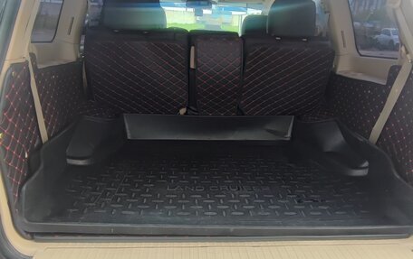 Toyota Land Cruiser 200, 2012 год, 3 600 000 рублей, 12 фотография