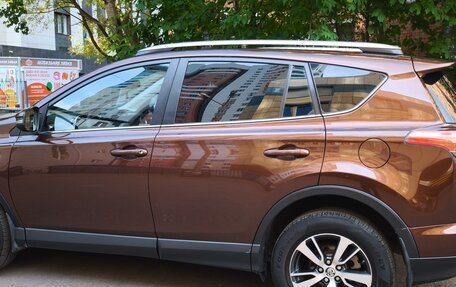 Toyota RAV4, 2018 год, 2 150 000 рублей, 8 фотография