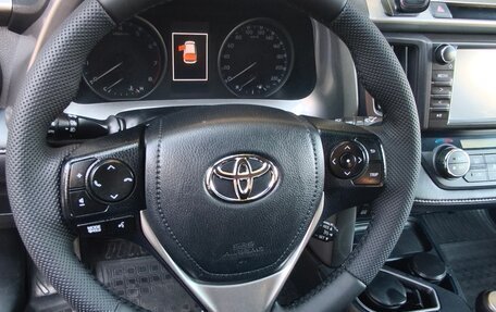 Toyota RAV4, 2018 год, 2 150 000 рублей, 12 фотография