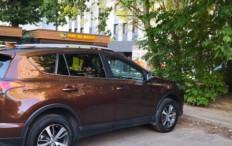 Toyota RAV4, 2018 год, 2 150 000 рублей, 18 фотография