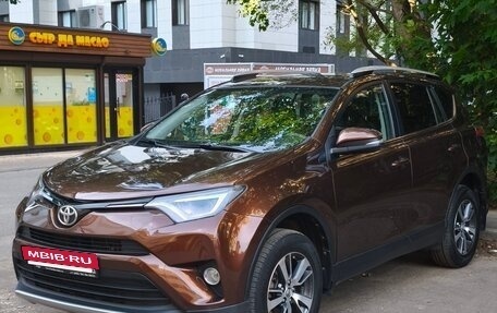Toyota RAV4, 2018 год, 2 150 000 рублей, 19 фотография