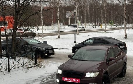 Skoda Superb III рестайлинг, 2012 год, 1 100 000 рублей, 2 фотография