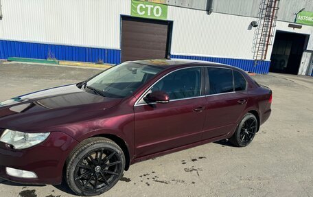 Skoda Superb III рестайлинг, 2012 год, 1 100 000 рублей, 19 фотография