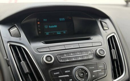 Ford Focus III, 2016 год, 1 049 000 рублей, 24 фотография