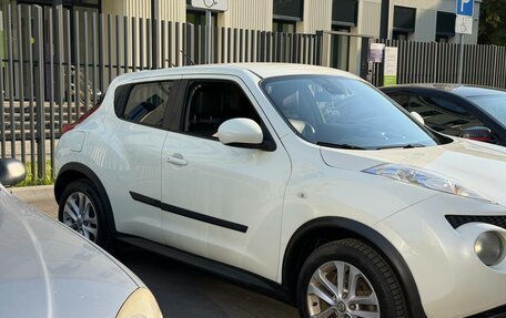 Nissan Juke II, 2011 год, 850 000 рублей, 11 фотография