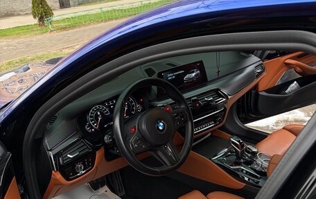BMW M5, 2018 год, 7 990 000 рублей, 8 фотография