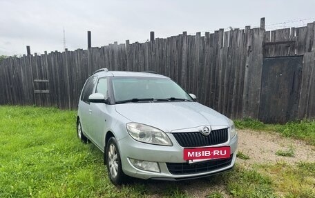 Skoda Roomster, 2014 год, 595 000 рублей, 2 фотография