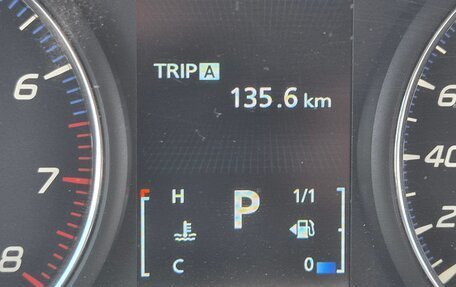 Mitsubishi Outlander III рестайлинг 3, 2018 год, 1 850 000 рублей, 14 фотография