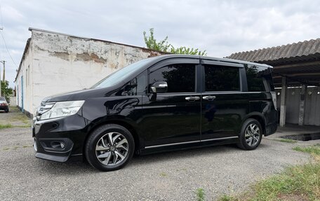 Honda Stepwgn IV, 2012 год, 1 770 000 рублей, 2 фотография