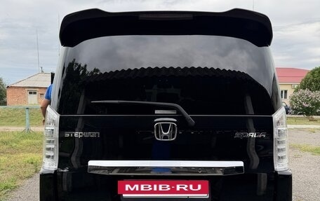 Honda Stepwgn IV, 2012 год, 1 770 000 рублей, 3 фотография