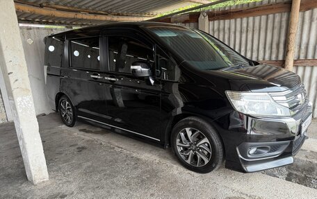 Honda Stepwgn IV, 2012 год, 1 770 000 рублей, 4 фотография