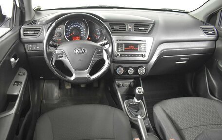 KIA Rio III рестайлинг, 2016 год, 975 200 рублей, 6 фотография