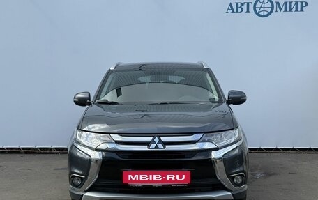 Mitsubishi Outlander III рестайлинг 3, 2017 год, 1 890 000 рублей, 2 фотография