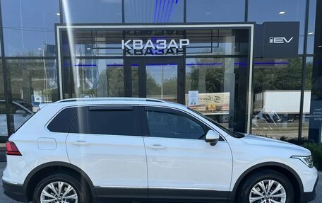 Volkswagen Tiguan II, 2021 год, 2 697 000 рублей, 5 фотография