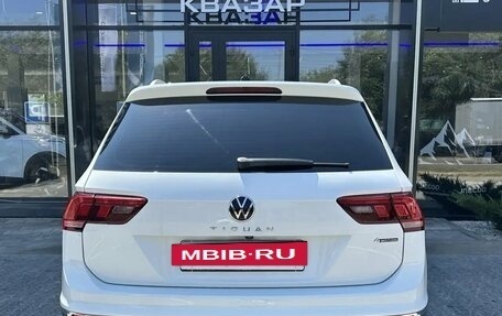 Volkswagen Tiguan II, 2021 год, 2 697 000 рублей, 7 фотография
