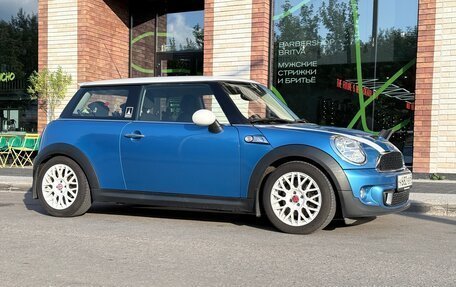 MINI Hatch, 2010 год, 940 000 рублей, 2 фотография