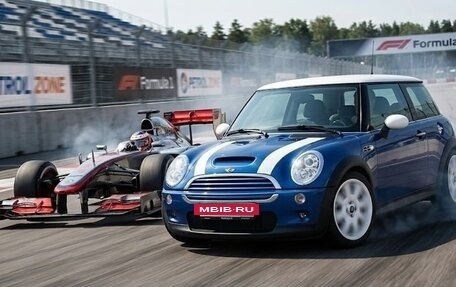 MINI Hatch, 2010 год, 940 000 рублей, 15 фотография